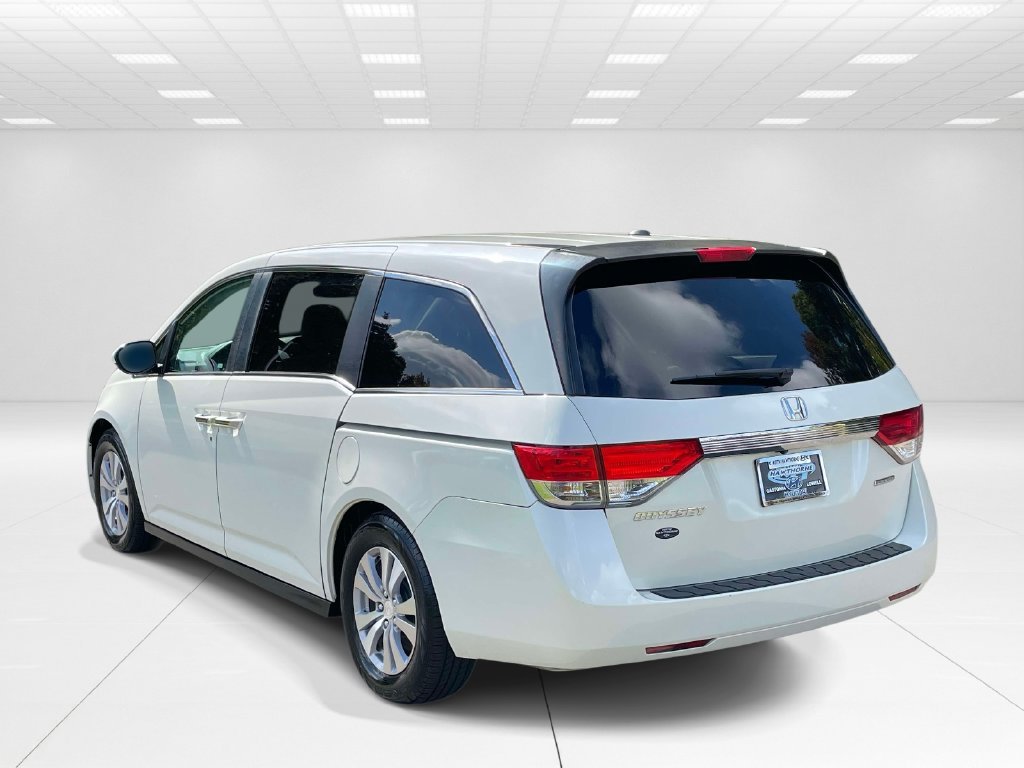 Used 2016 White Honda SE image 4