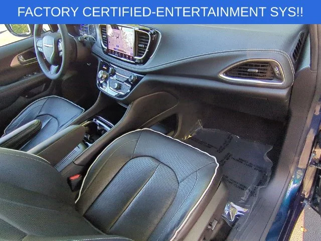 Used 2023 Blue Chrysler Limited image 37