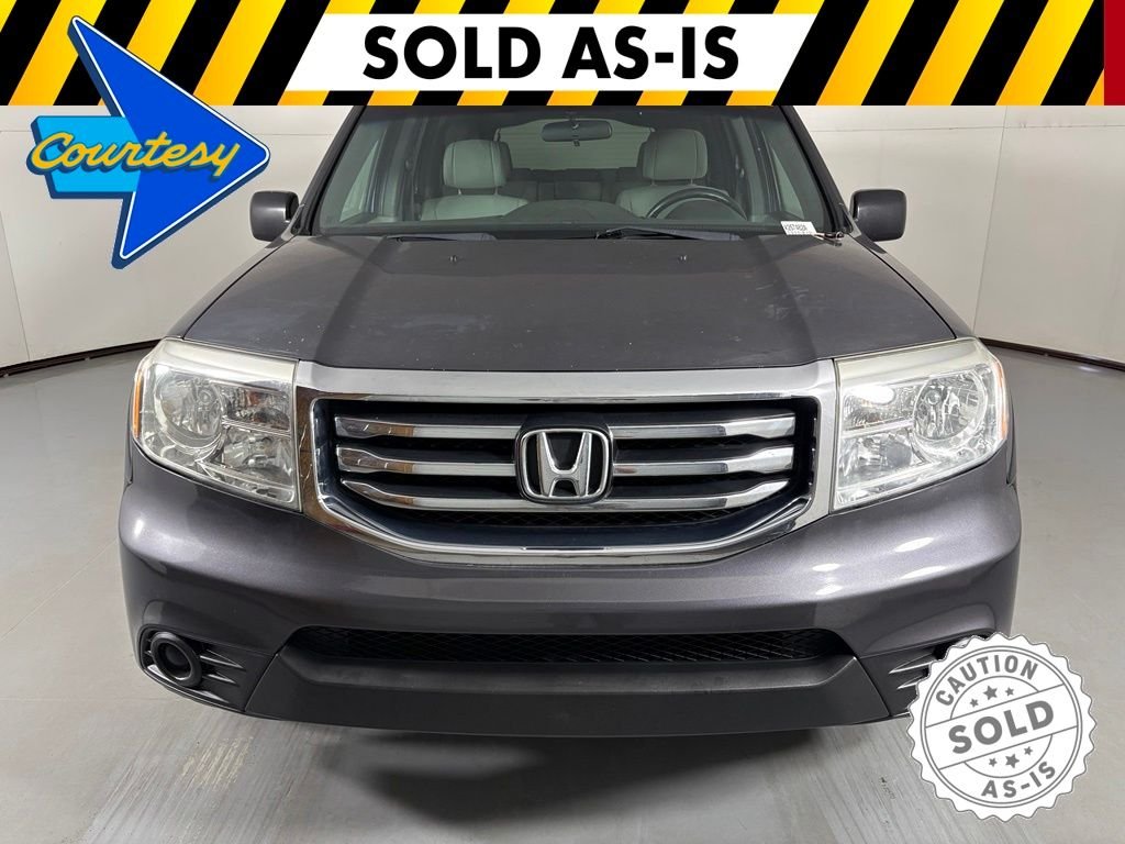 Used 2014 Silver Honda LX image 3