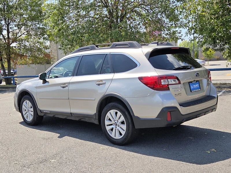 Used 2018 Tungsten Metallic SUBARU 2.5I PREMIUM image 3