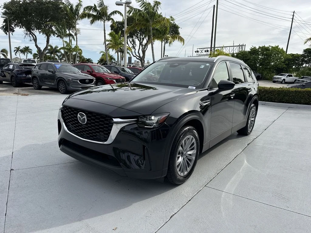 Used 2025 Jet Black Mazda 3.3 Turbo Select image 9