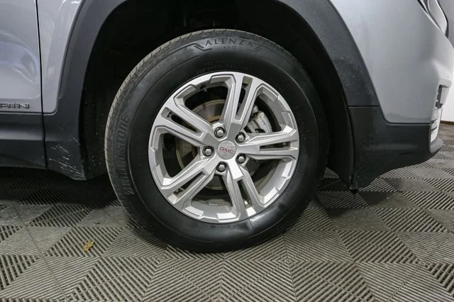 Used 2024 Silver GMC SLE image 15