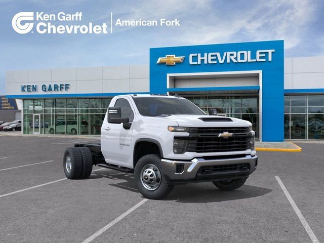 2026 Chevrolet Silverado HD Work Truck 4WD Regular Cab Long Box DRW's photo
