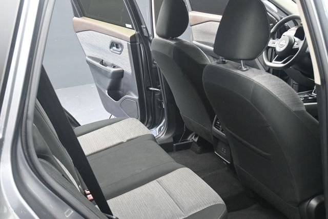 Used 2023 Gun Metallic Nissan SV image 20