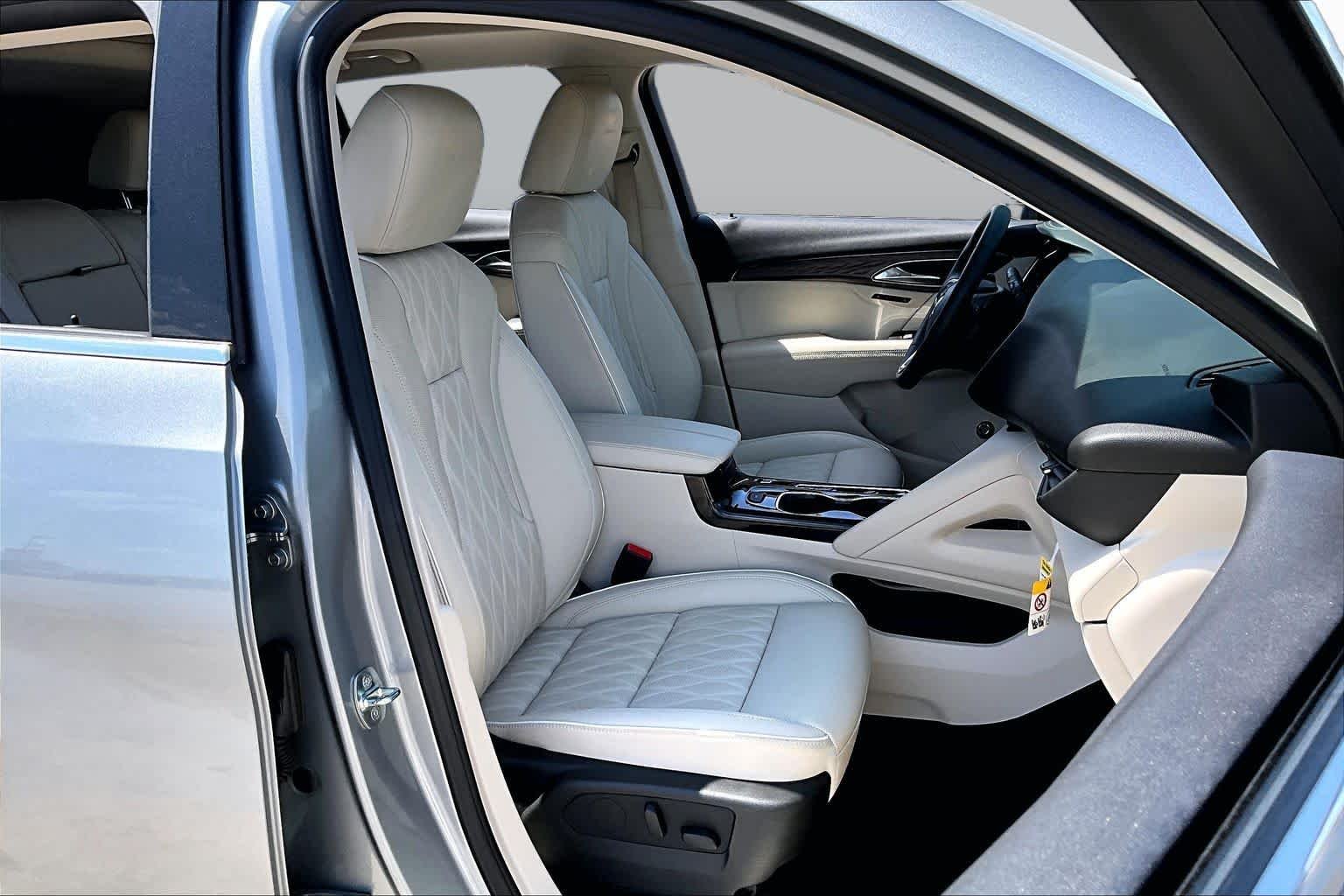 Used 2023 Moonstone Gray Metallic Buick Avenir image 9