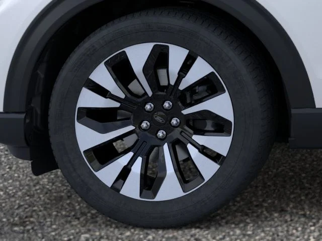 New 2026 White Ford Platinum image 19