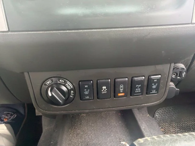 Used 2019 Blue Nissan PRO-4X image 21
