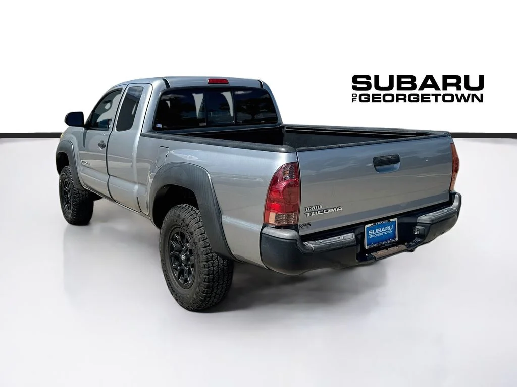 Used 2014 Silver Toyota Base image 5