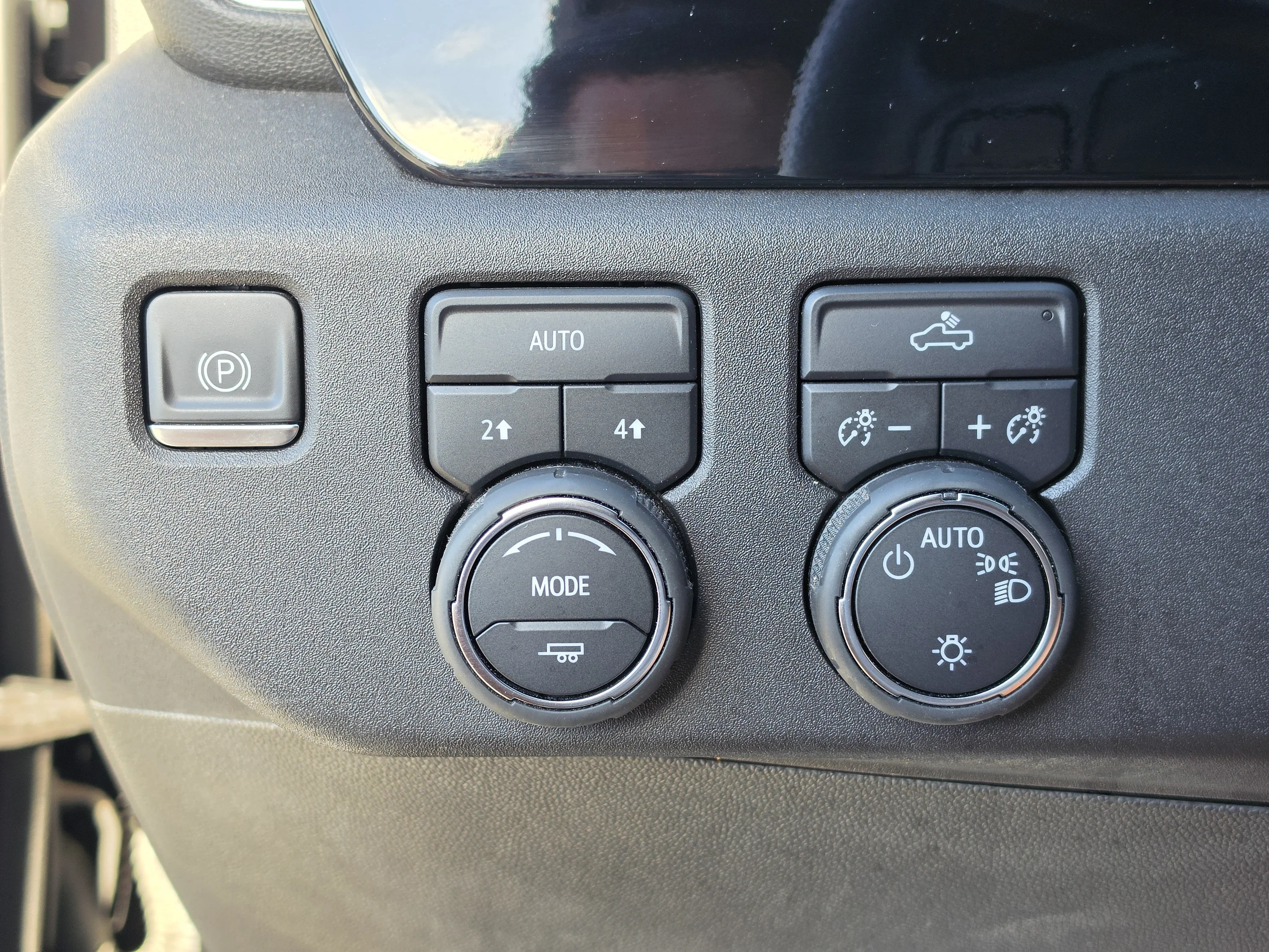 Used 2023 Black Chevrolet LT image 34