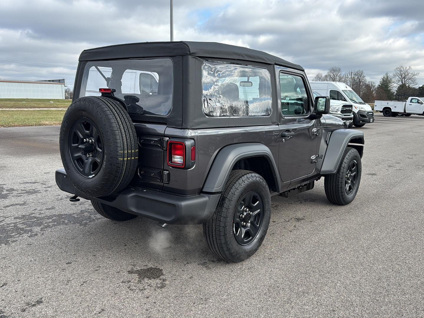 New 2026 Granite Crystal Metallic Clearcoat Jeep Sport image 14