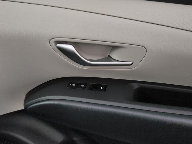 New 2026 White Hyundai Blue image 17