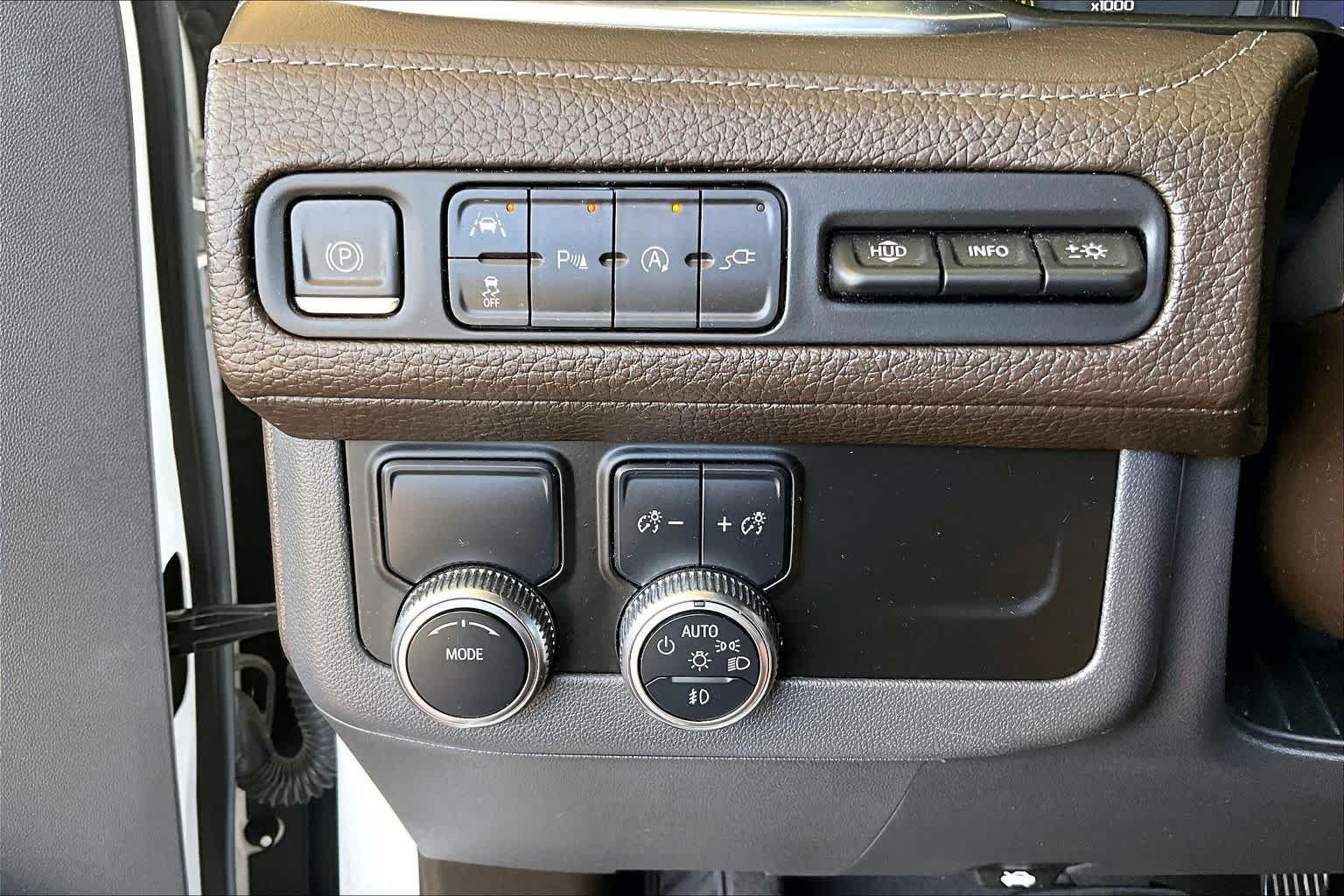 Used 2021 Summit White GMC Denali image 34