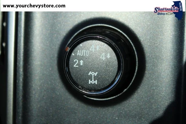 Used 2014 Silver Chevrolet LT image 21