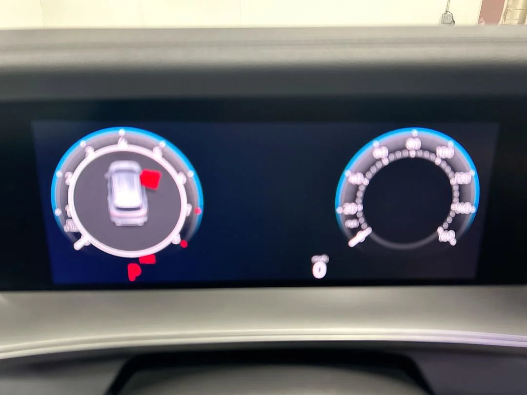 New 2026 Platinum Gray Metallic Volkswagen SE image 21