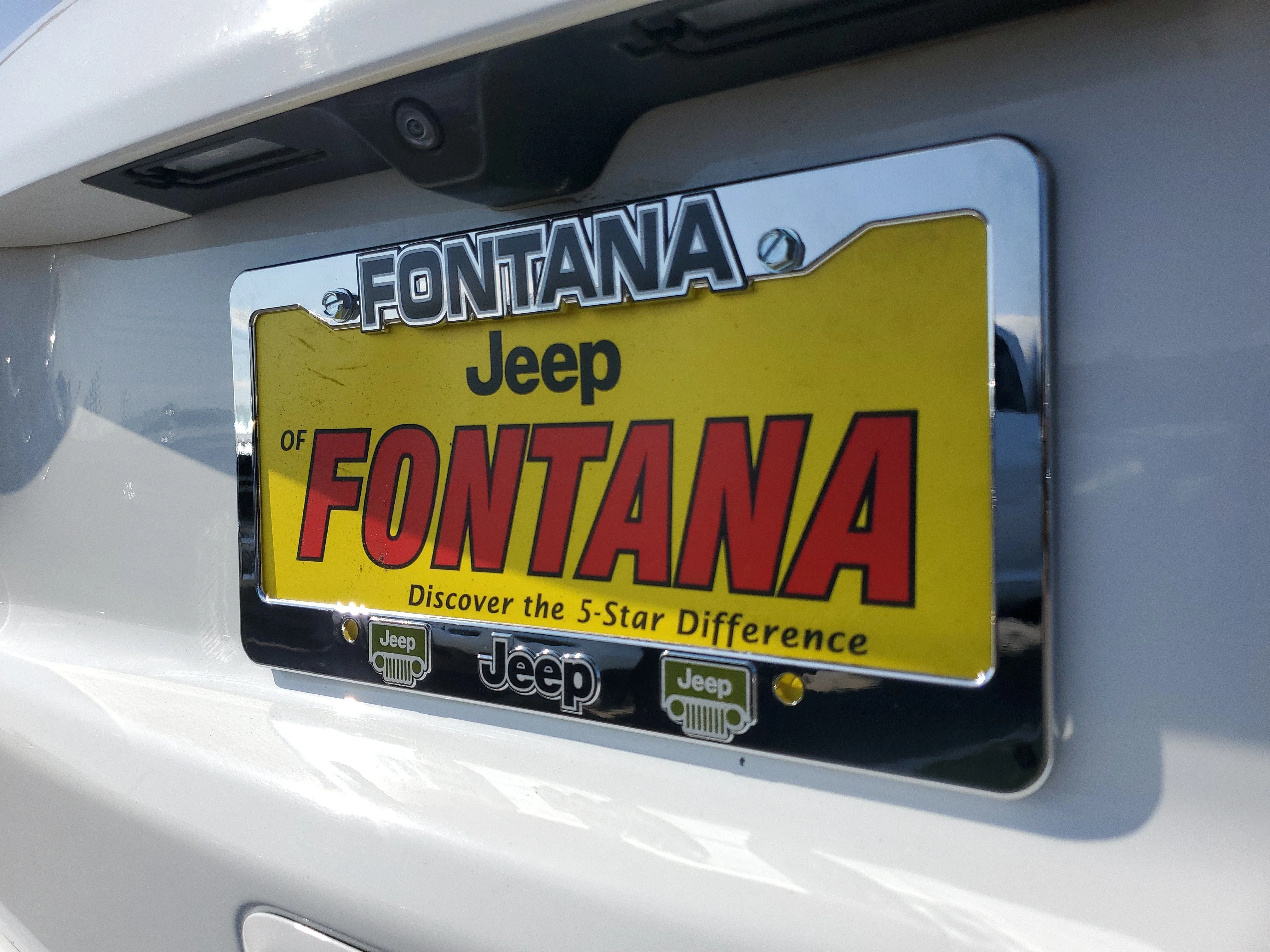Used 2024 White Jeep Latitude image 26