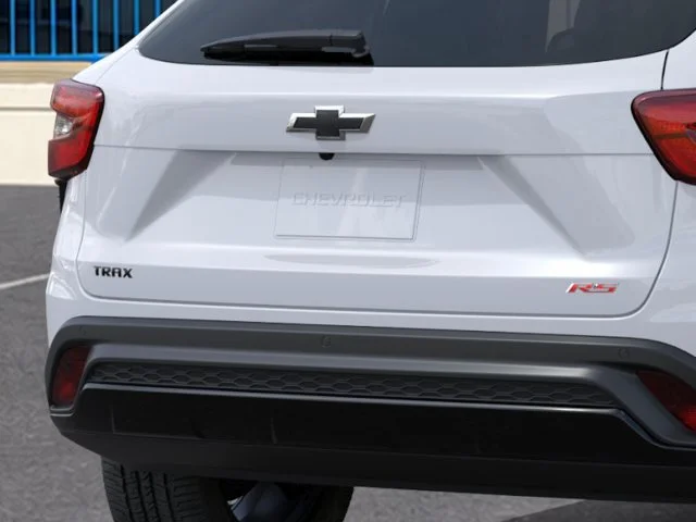 New 2026 Summit White Chevrolet 1RS image 14