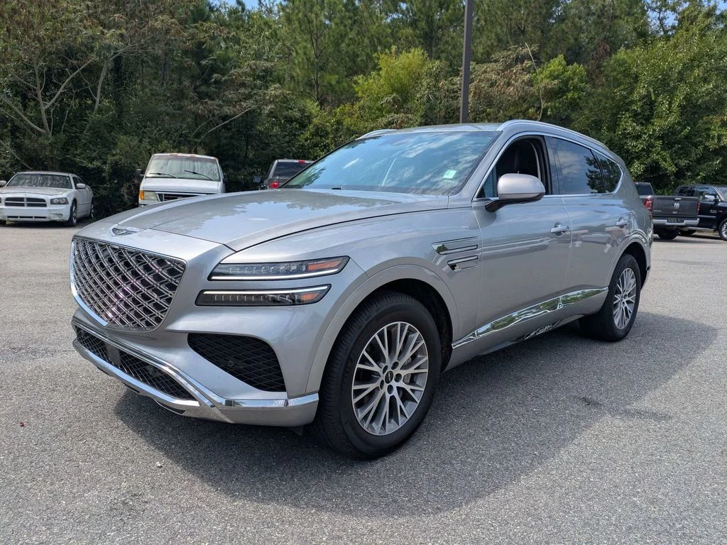Used 2025 Silver Genesis 2.5T image 8