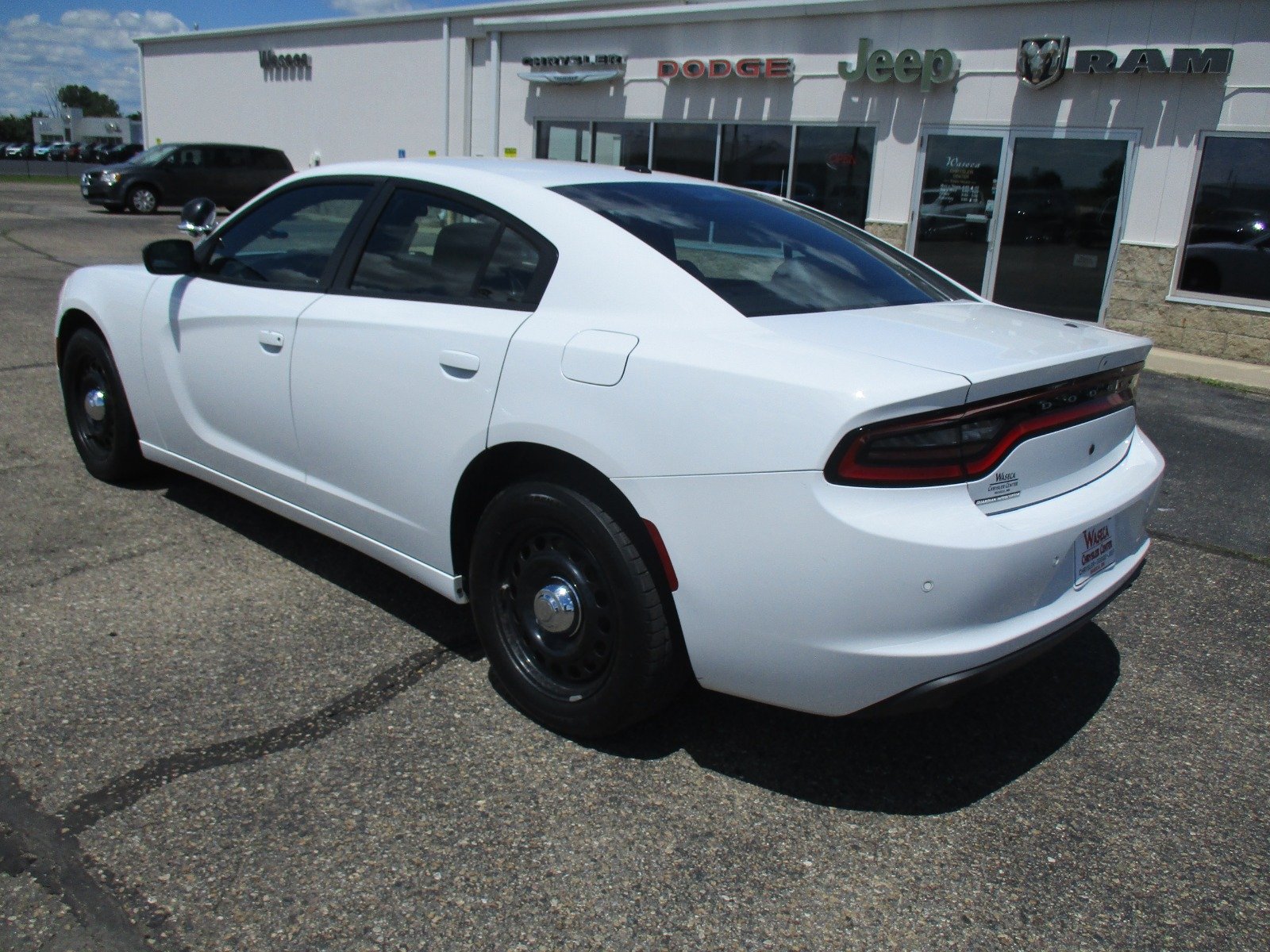 Used 2023 WHITE Dodge Police image 4