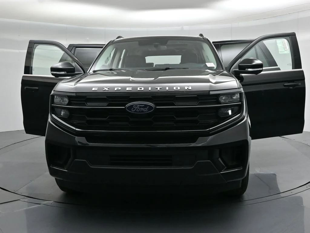 New 2026 Agate Black Metallic Ford Active image 15