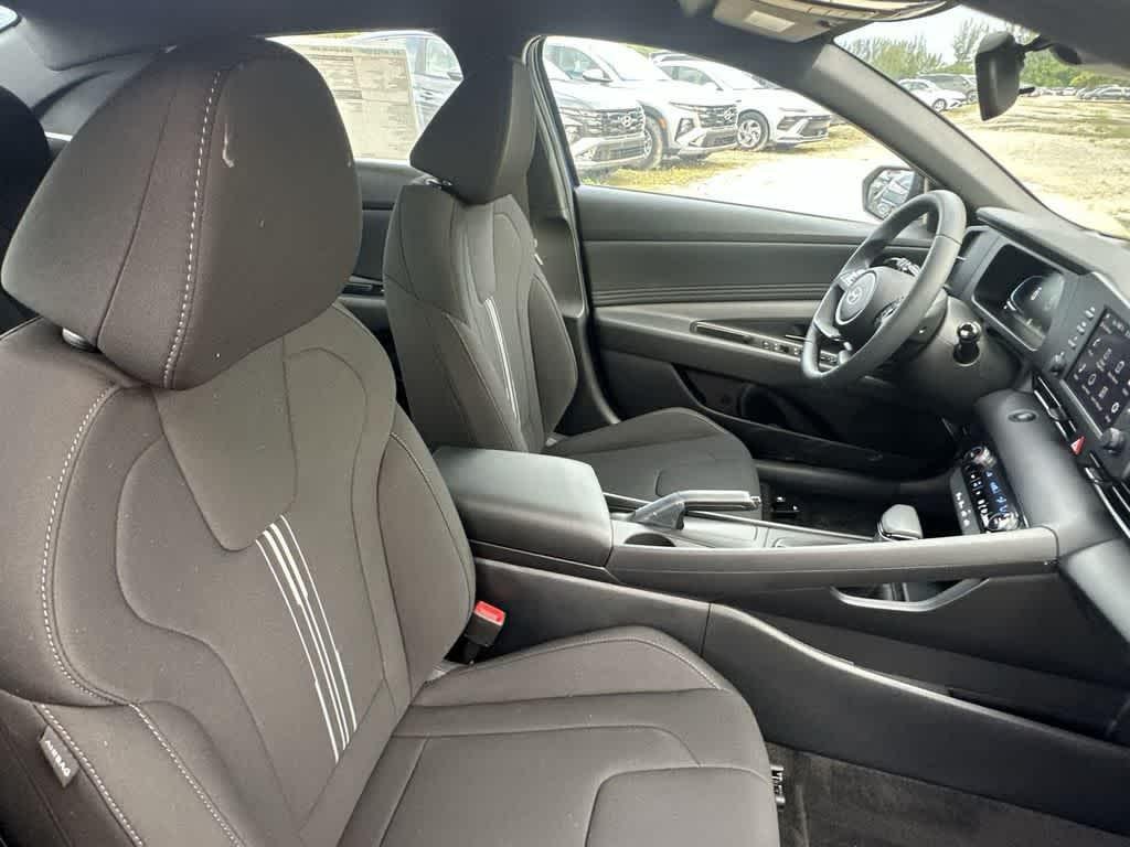 New 2026 Intense Blue Hyundai SEL Sport image 11