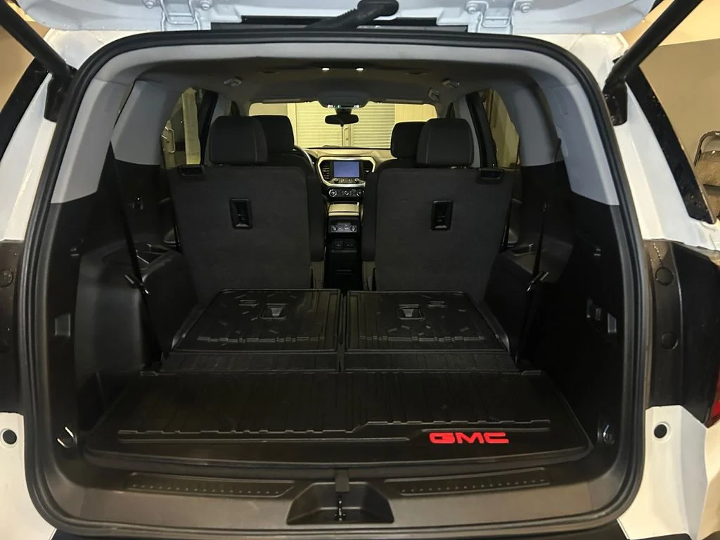 Used 2021 Summit White GMC SLE image 19