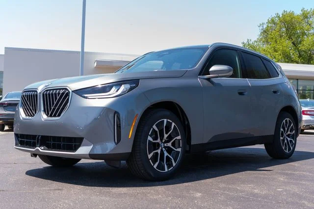 2026 BMW X3 30 XDRIVE's photo