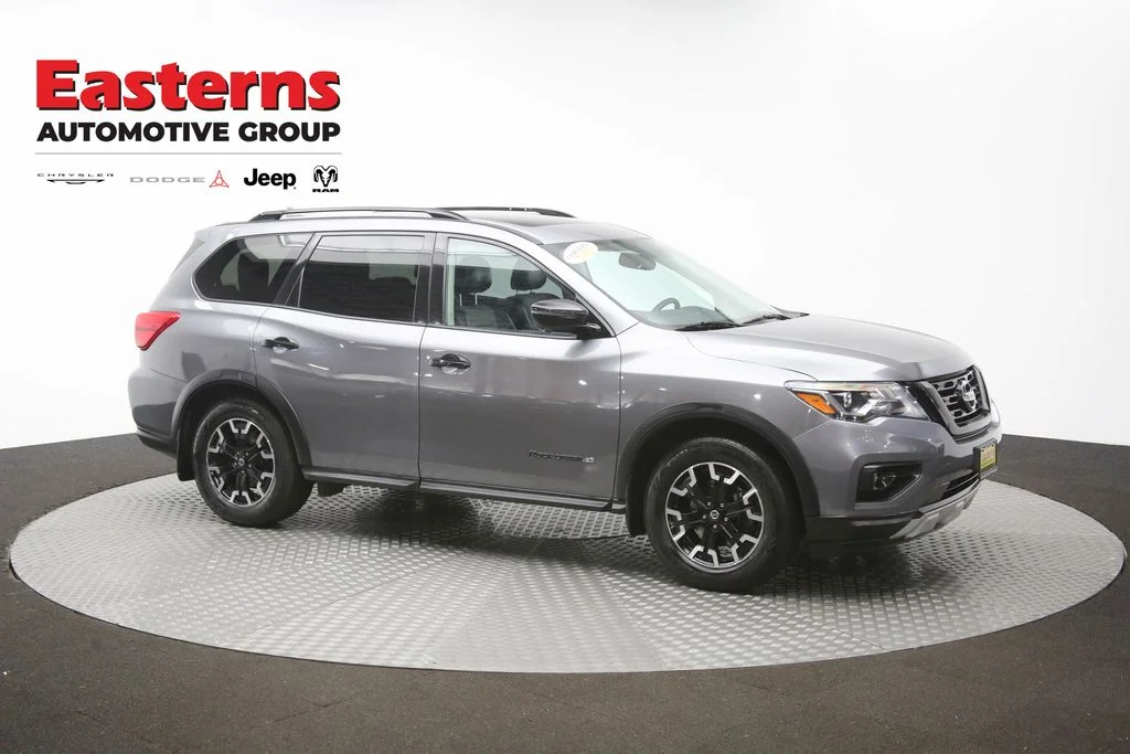 Used 2020 Gray Nissan SL image 56
