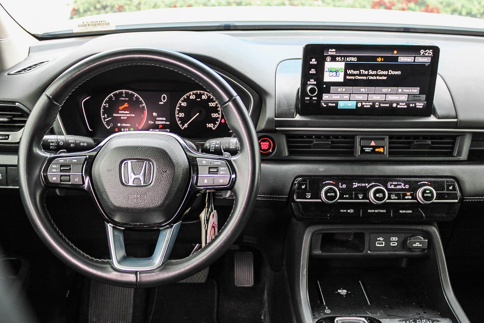 Certified Used 2023 Platinum White Pearl Honda 2WD EX-L image 14