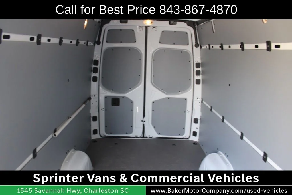 Used 2024 Arctic White Mercedes-Benz 170 Allwheel Drive image 22