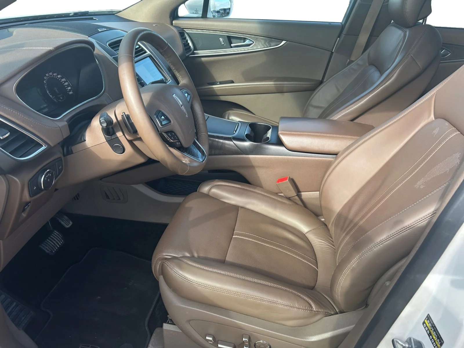 Used 2018 WHITE Lincoln RESERVE AWD image 14