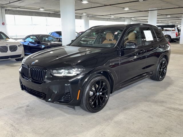Used 2023 Black Sapphire Metallic BMW sDrive30i image 4