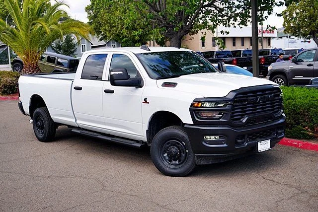 New 2026 Bright White Clearcoat RAM Tradesman image 3