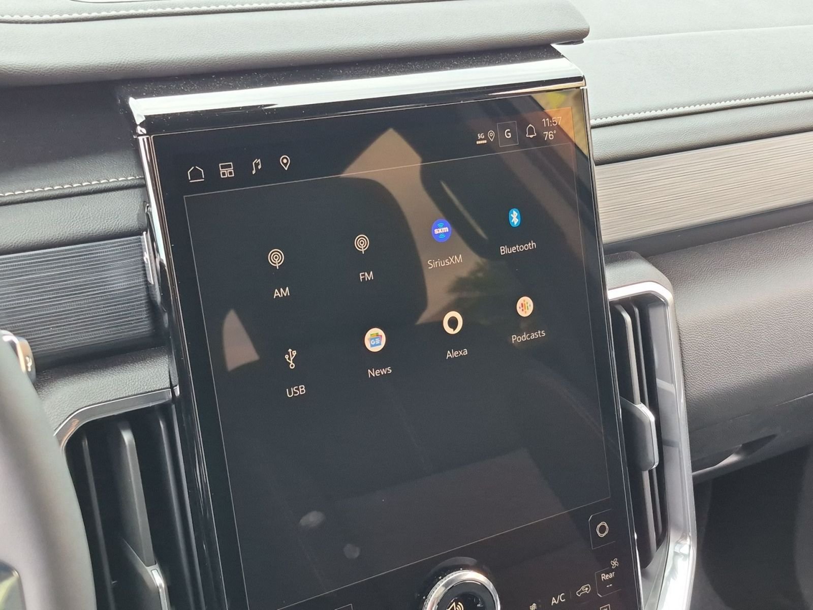 2025 GMC Acadia Elevation - Photo 13