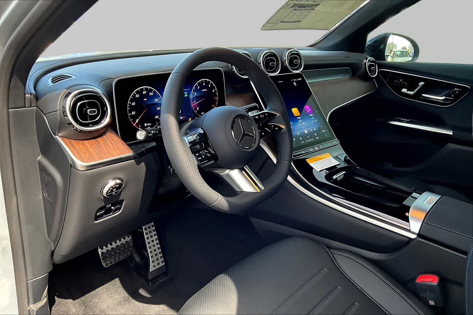 Used 2026 Cirrus Silver Metallic Mercedes-Benz GLC 300 image 10