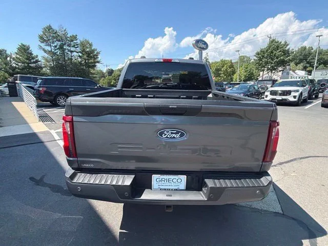 Used 2025 Gray Ford XLT image 6