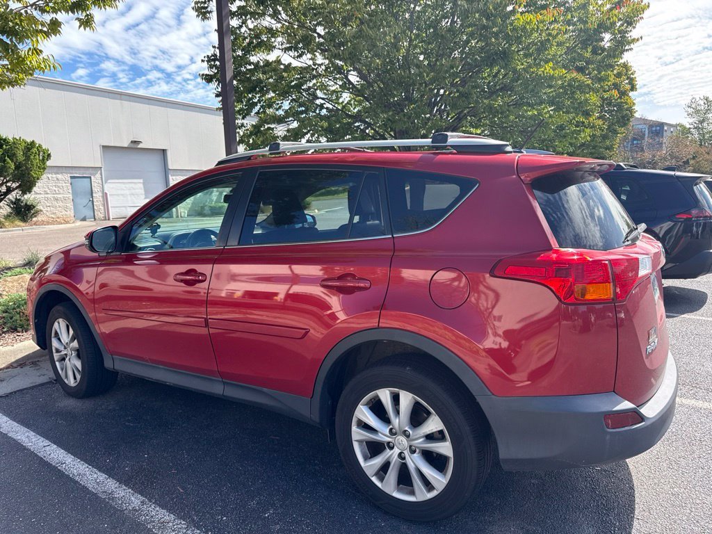 Used 2014 Red Toyota Limited image 2