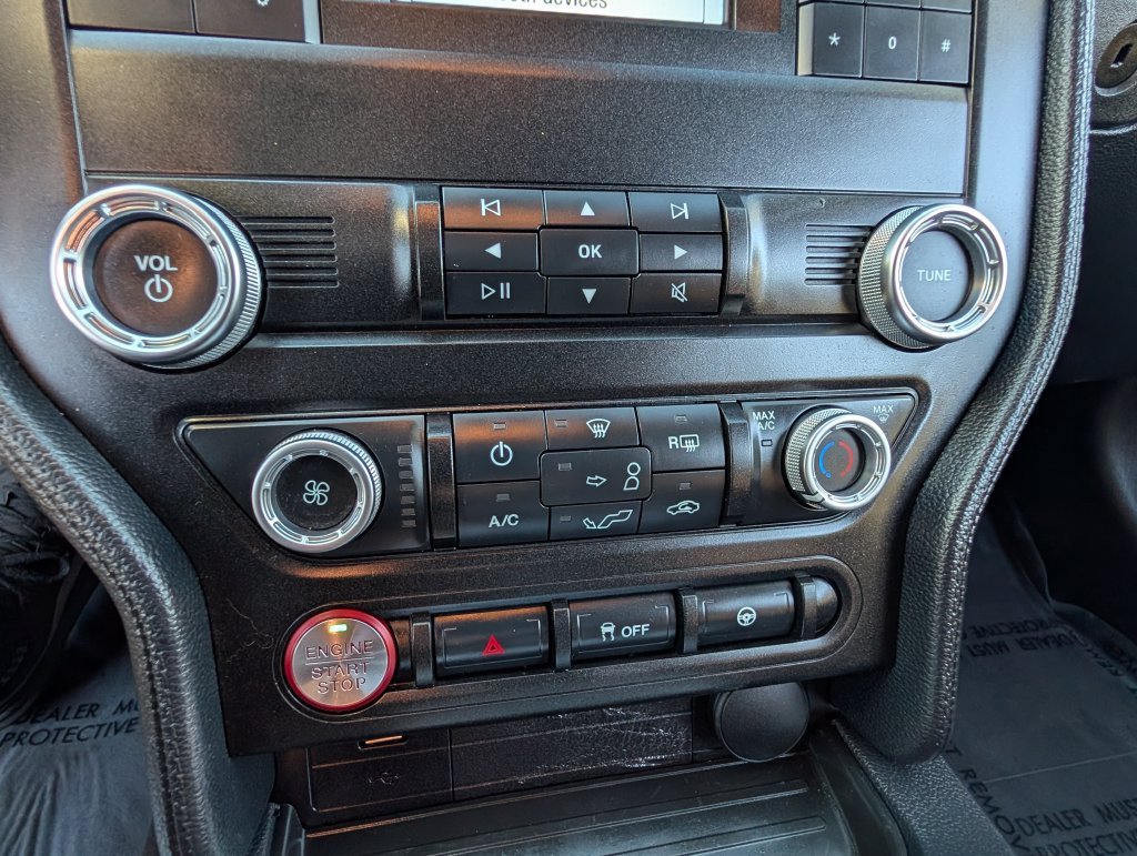 2021 Ford Mustang GT - Photo 21