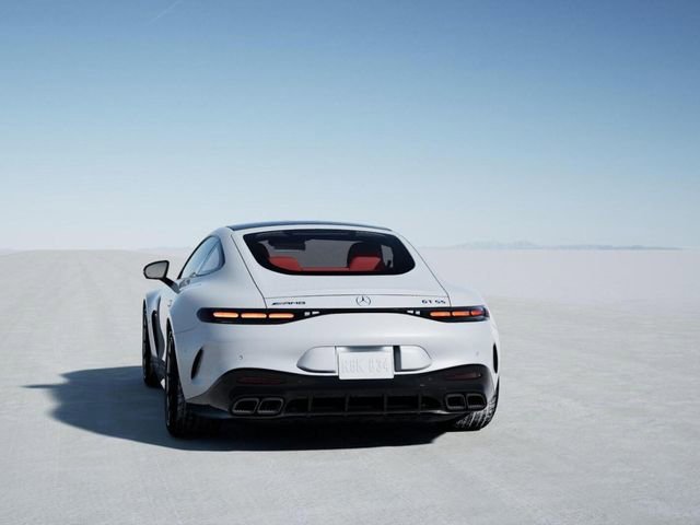 New 2026 MANUFAKTUR Moonlight White Metallic Mercedes-Benz AMG® GT 55 Coupe image 26