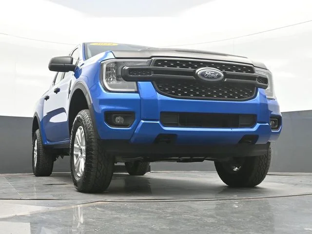 Used 2024 Blue Ford XL image 22