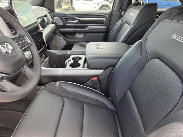 New 2026 Bright White Clear-Coat Exterior Paint RAM Laramie image 21