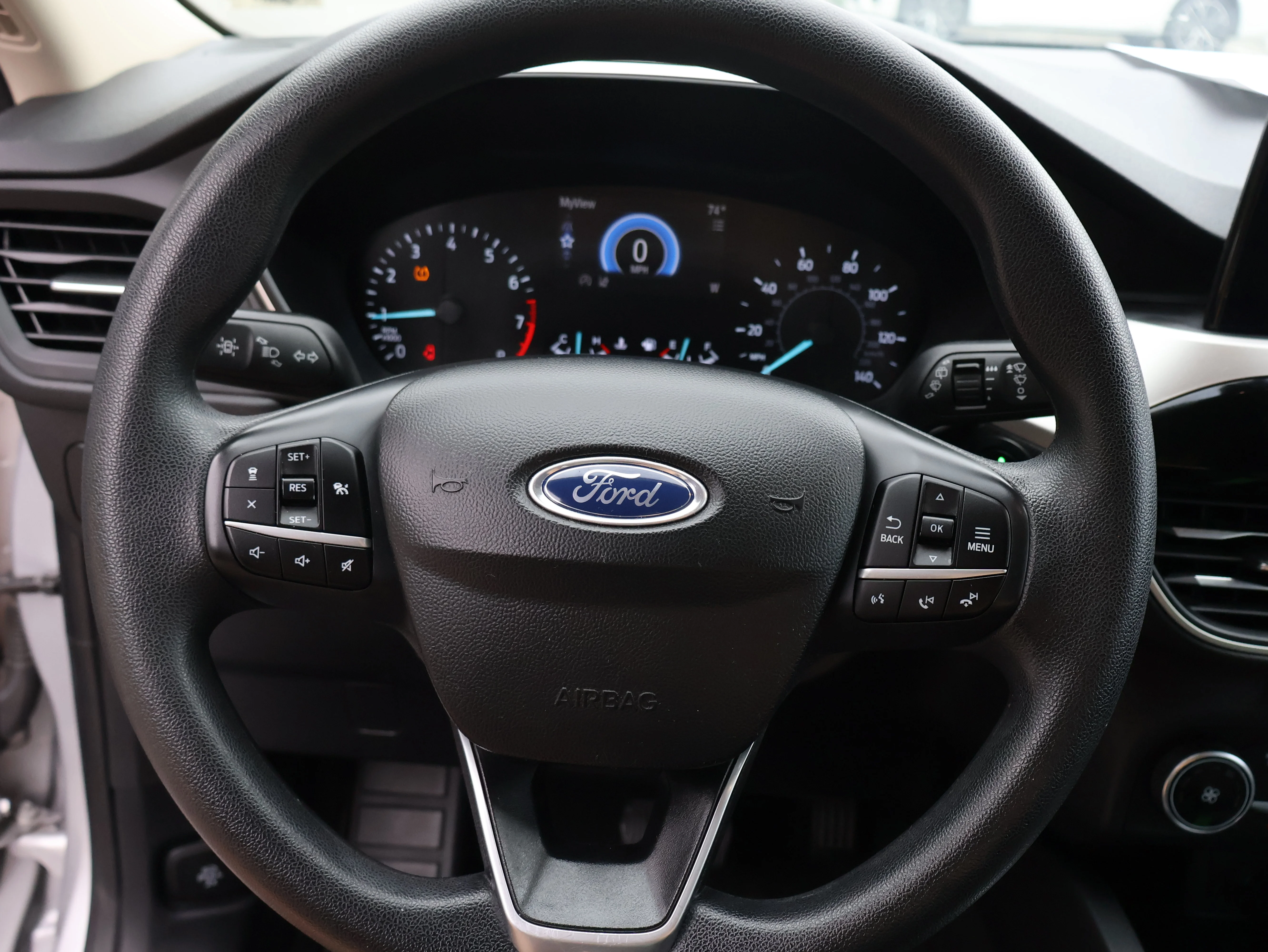 Used 2020 Ingot Silver Metallic Ford SE image 33