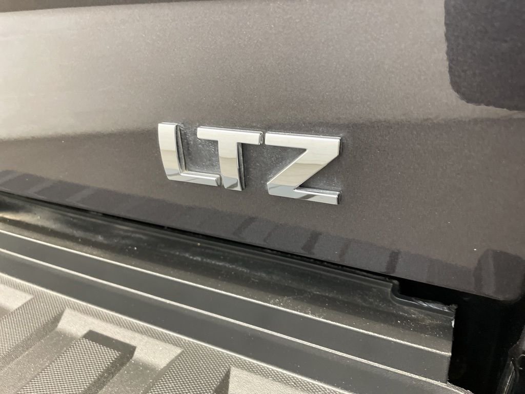 Used 2016 Gray Chevrolet LTZ image 10