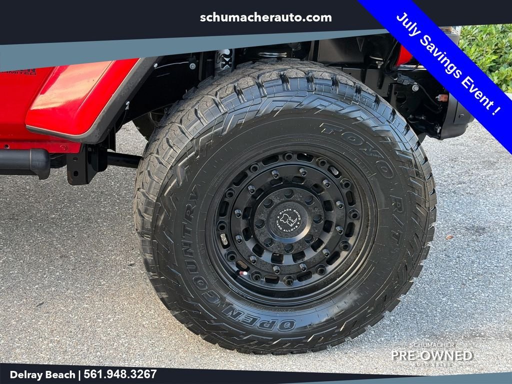 Used 2022 Red Jeep Unlimited Sahara image 9