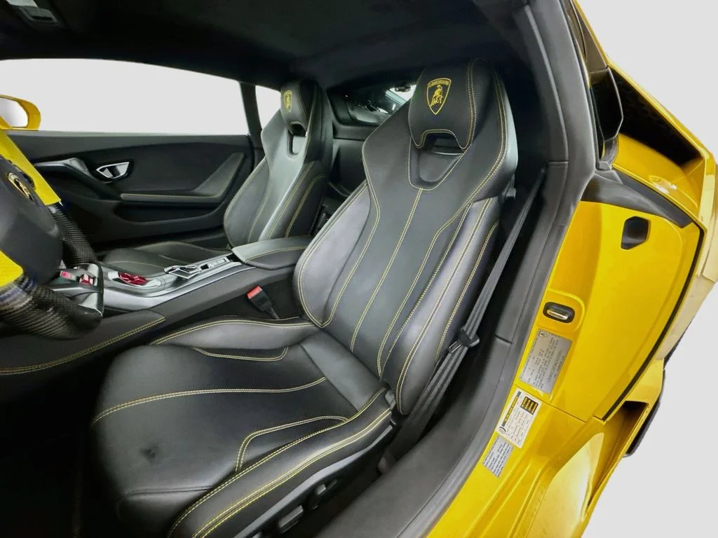 Used 2017 Yellow Lamborghini LP580-2 image 22