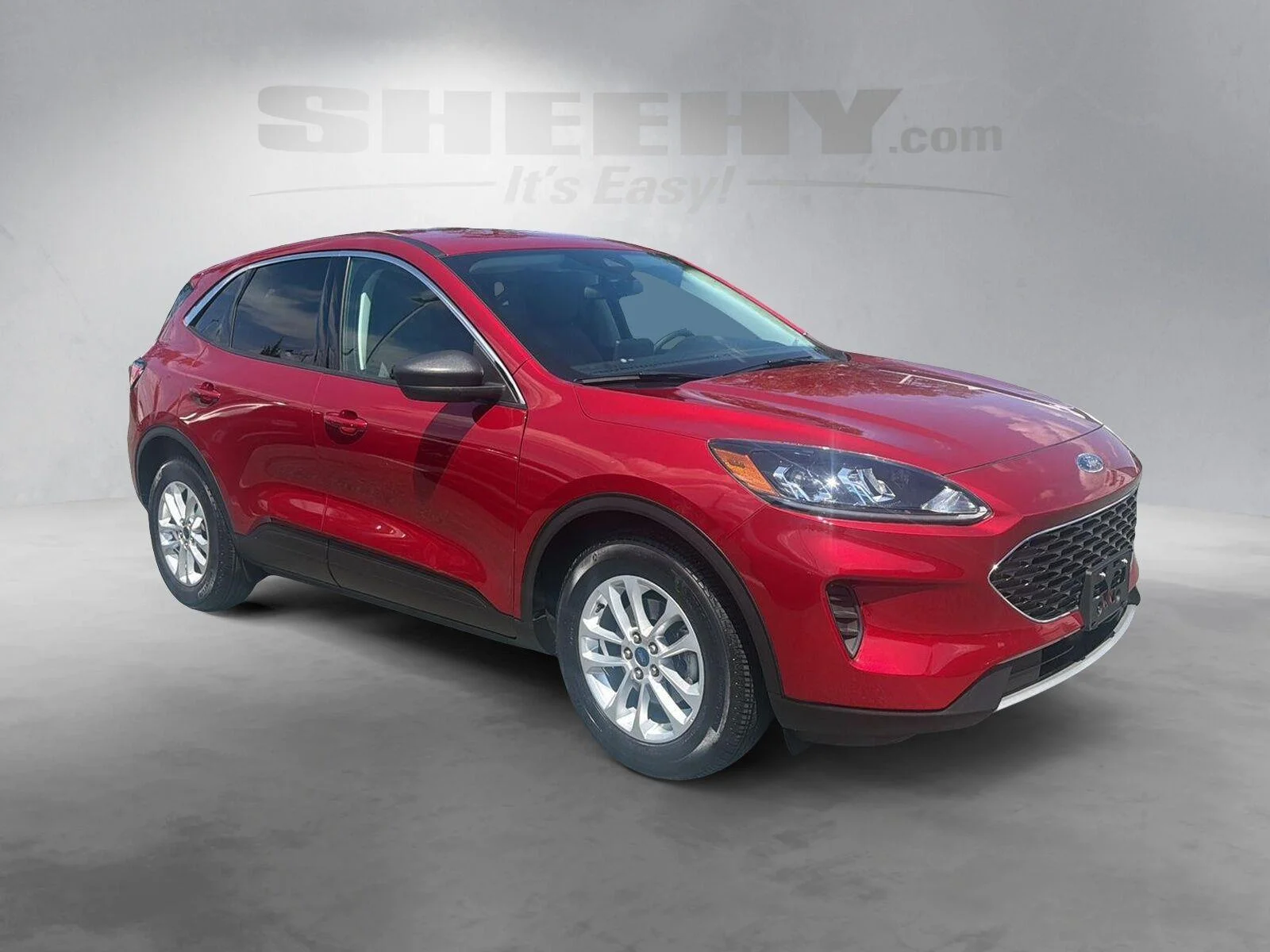 Used 2022 Rapid Red Metallic Tinted Clearcoat Ford SE image 2
