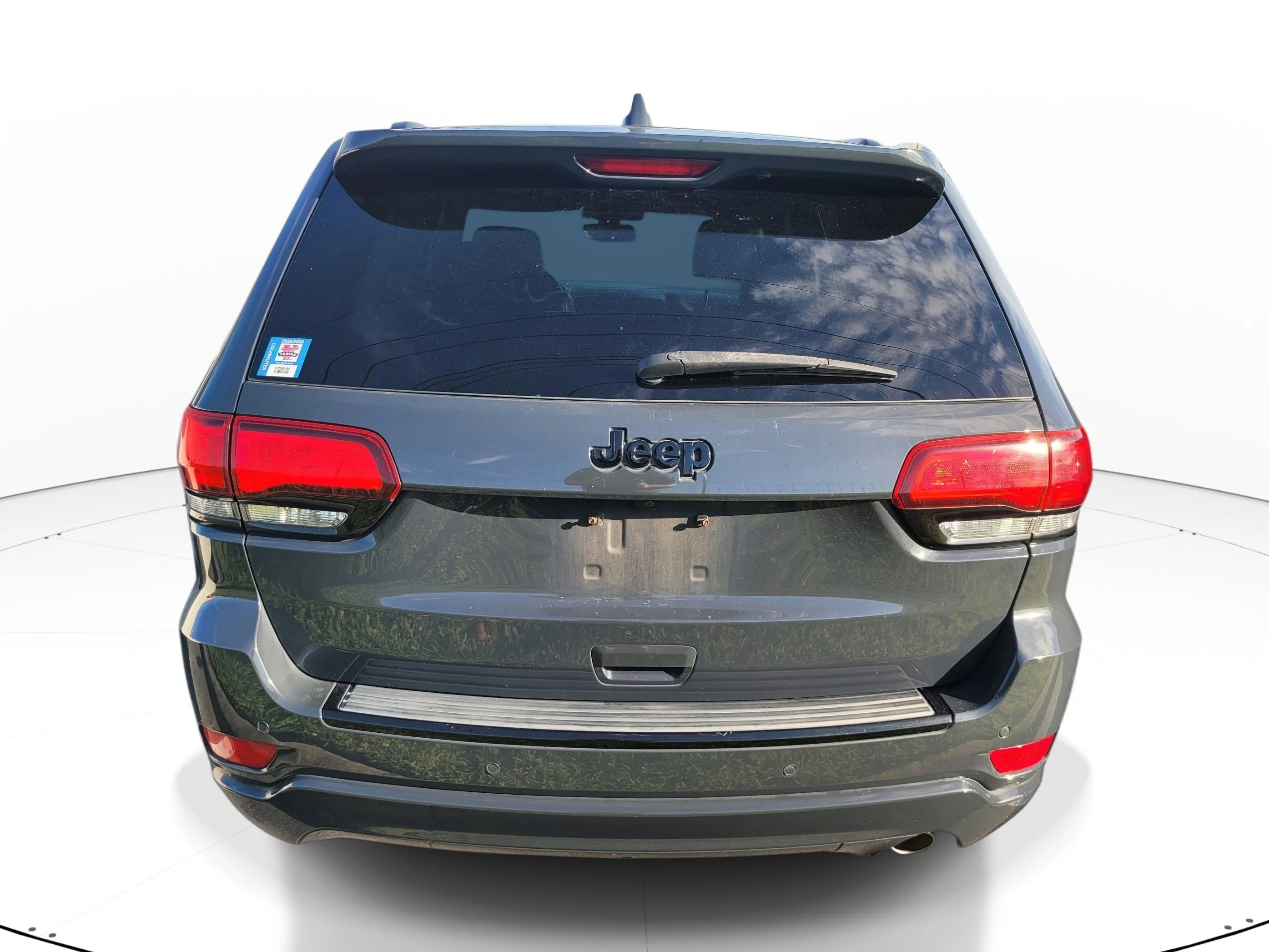 Used 2018 Rhino Clearcoat Jeep Altitude image 4