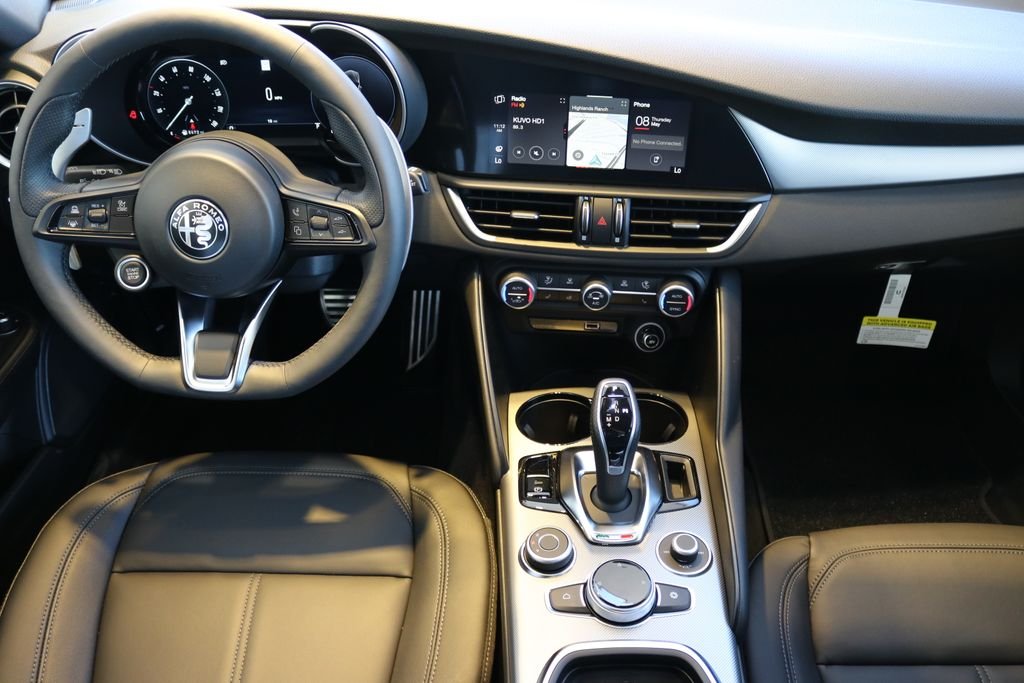 2025 Alfa Romeo Giulia Base - Photo 19