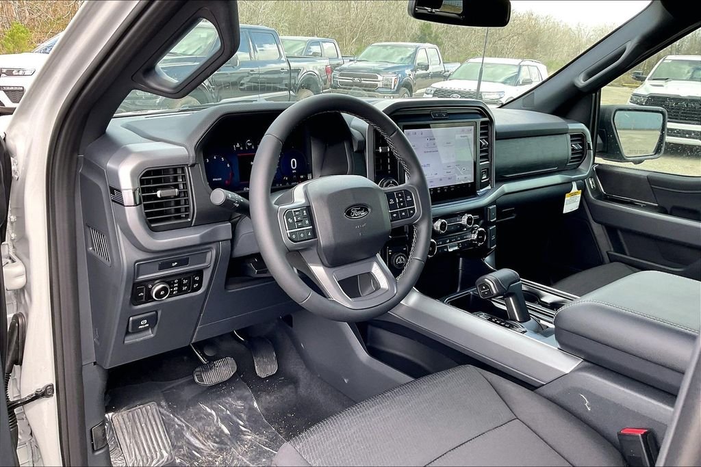 New 2026 Ford F-150 XLT 4D SuperCrew