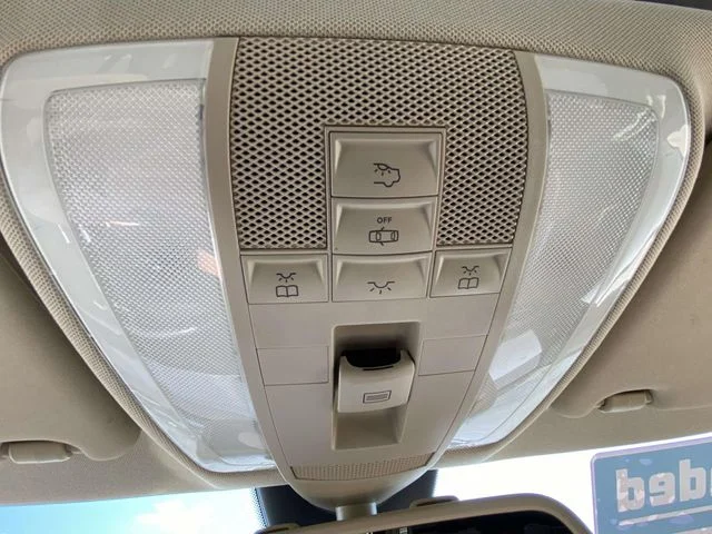 Used 2012 Black Mercedes-Benz GLK 350 image 21