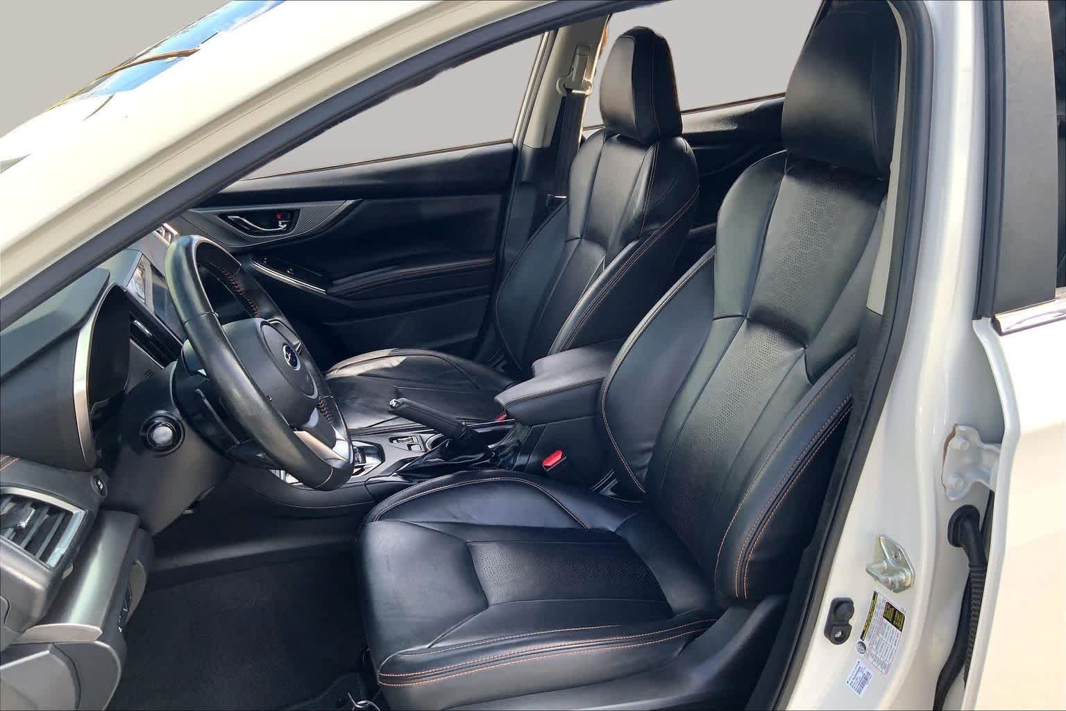 Used 2021 Crystal White Pearl Subaru Limited image 7